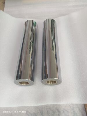 Modalità di modellazione personalizzata del rullo metallico cilindrico progettata per l'integrazione senza soluzione di continuità nell'attrezzatura di rotolamento