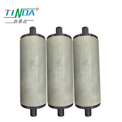 Roller di gomma per la laminazione con pellicola polarizzante per l'industria dei pannelli LCD