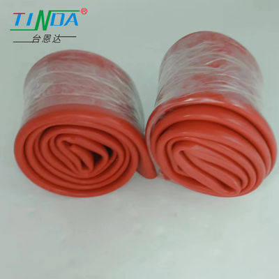 Sleeve di gomma di corona rossa di precisione resistente all'usura con buona resistenza all'abrasione resistenza agli UV