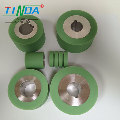 Rulli di gomma resistenti all'usura per la sigillatura delle cuciture ad aria calda PFAFF 8323