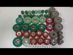 Roller di alimentazione in gomma cilindrica personalizzati per risultati di movimentazione dei materiali precisi e coerenti